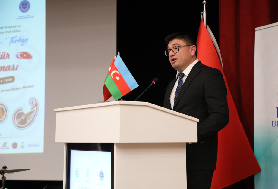 Qarsda Azərbaycanın “Konstitusiya və Suverenlik İli”nə həsr olunmuş tədbir keçirilib