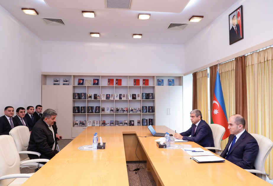Əmək və əhalinin sosial müdafiəsi naziri Ağstafada vətəndaşların müraciətlərini dinləyib