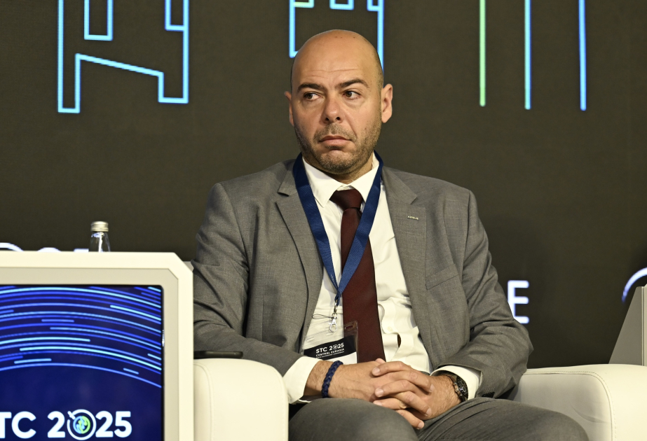 “Airbus” nümayəndəsi: “OneSat” peykinin təqdimatında maraqlı tərəfləri əməkdaşlığa dəvət edirik