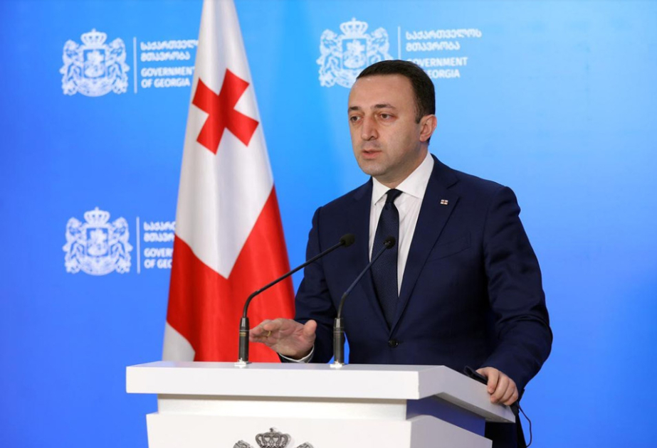 Hakim “Gürcü Arzusu-Demokratik Gürcüstan” partiyasının sədri tutduğu vəzifədən və siyasətdən gedib