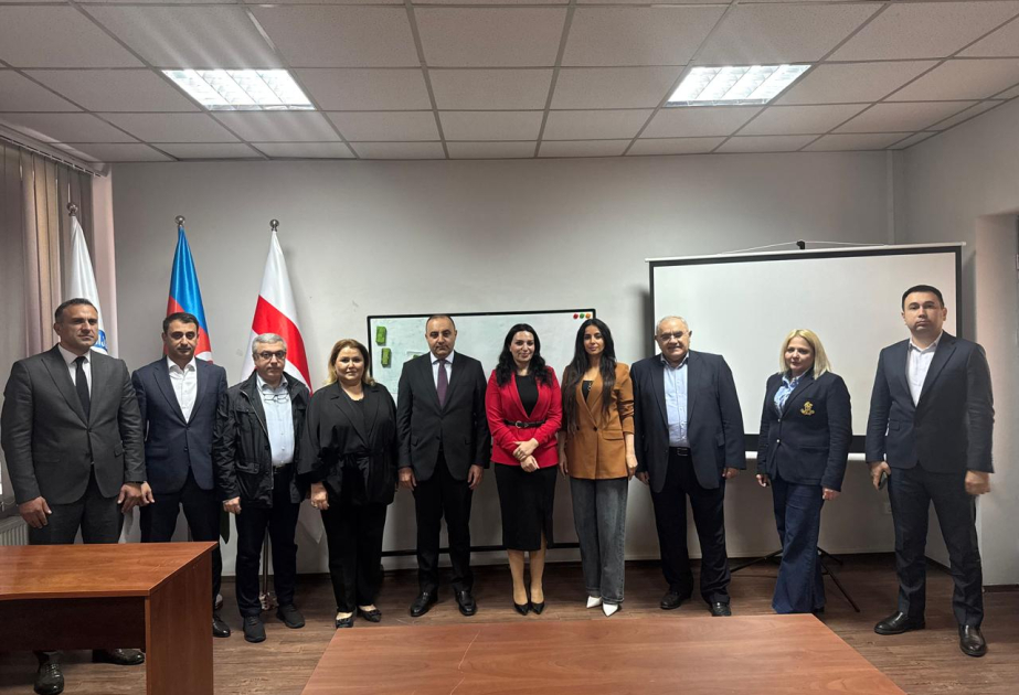Diaspor nümayəndələri Tbilisidəki “Alyans” Gənclər Mərkəzində olublar