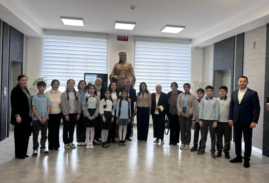 S.C. Pişəvəri adına Respublika humanitar fənlər gimnaziyasının şagirdləri BDU-nun Şərqşünaslıq fakültəsində
