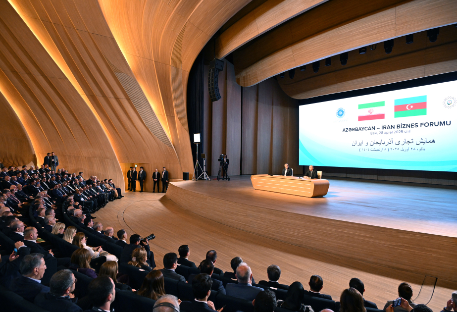 Presidente: “Azerbaiyán e Irán participan en importantes proyectos internacionales”
