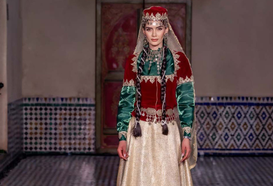 عرض مميز للأزياء المغربية والأذربيجانية بمراكش الحمراء