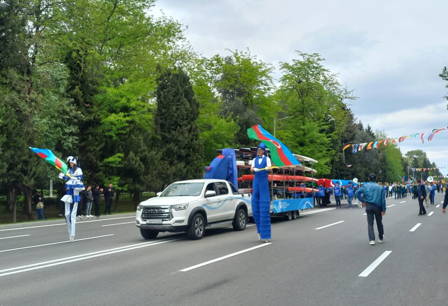 В Мингячевире состоялся официальный парад участников регаты «Кубок Президента – 2025»