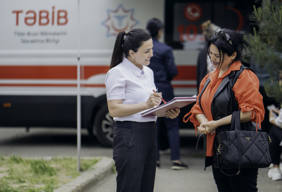 Gəncədə 400-dən çox qadın süd vəzi xərçəngi ilə əlaqəli tibbi müayinələrə cəlb olunub