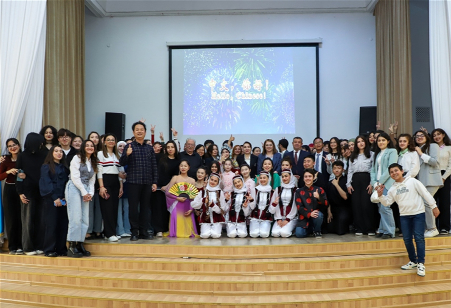 Se celebra el Día Internacional de la Lengua China en la Universidad de Lenguas de Azerbaiyán