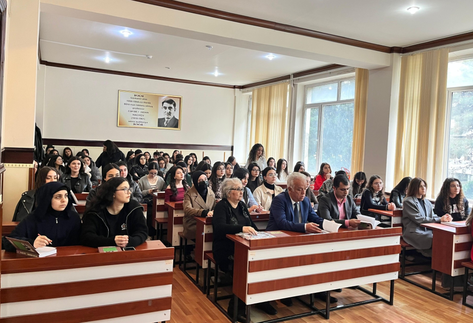 BDU-nun Filologiya fakültəsində şair Fəxrəddin Ziya ilə görüş olub