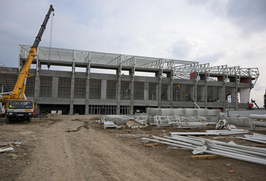 III MDB Oyunlarında açılış və bağlanış mərasiminin keçiriləcəyi arenada tikinti işləri davam edir