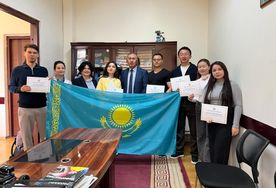 Магистранты Алматинского государственного университета прошли стажировку в БГУ