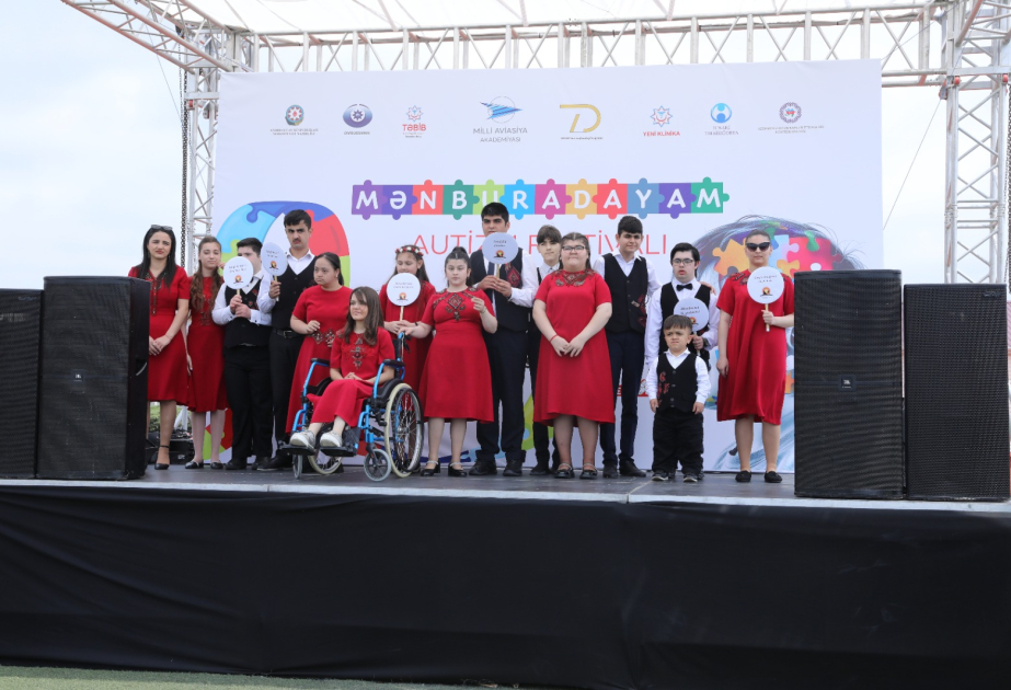 Milli Aviasiya Akademiyasında autizmli uşaqlar üçün festival keçirilib