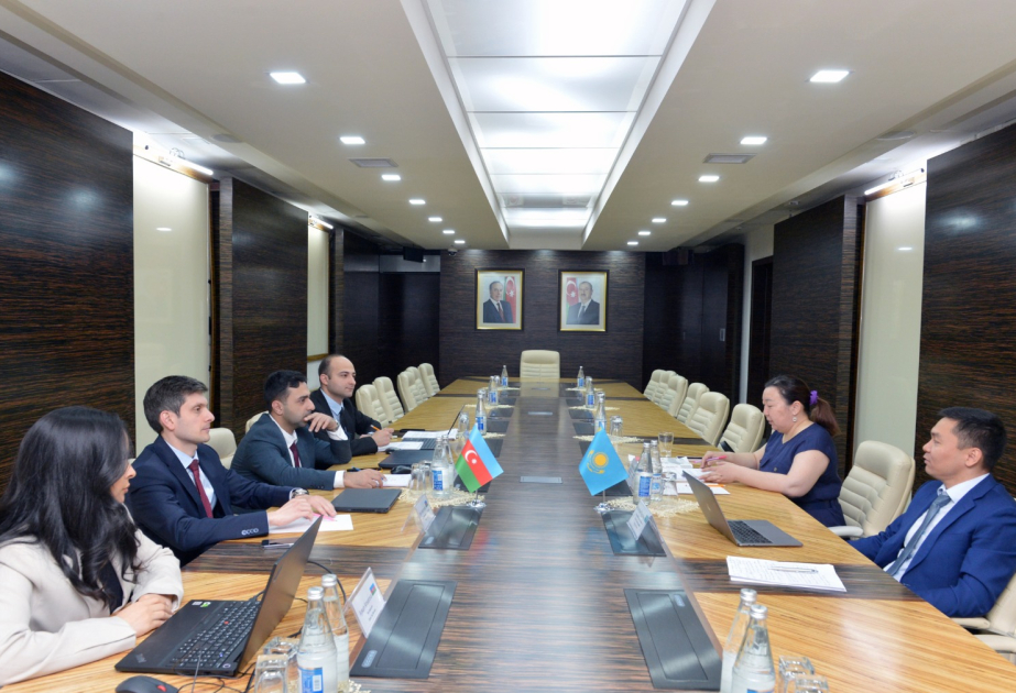 Azərbaycan və Qazaxıstan arasında yeni konvensiya layihəsi üzrə danışıqlar keçirilib
