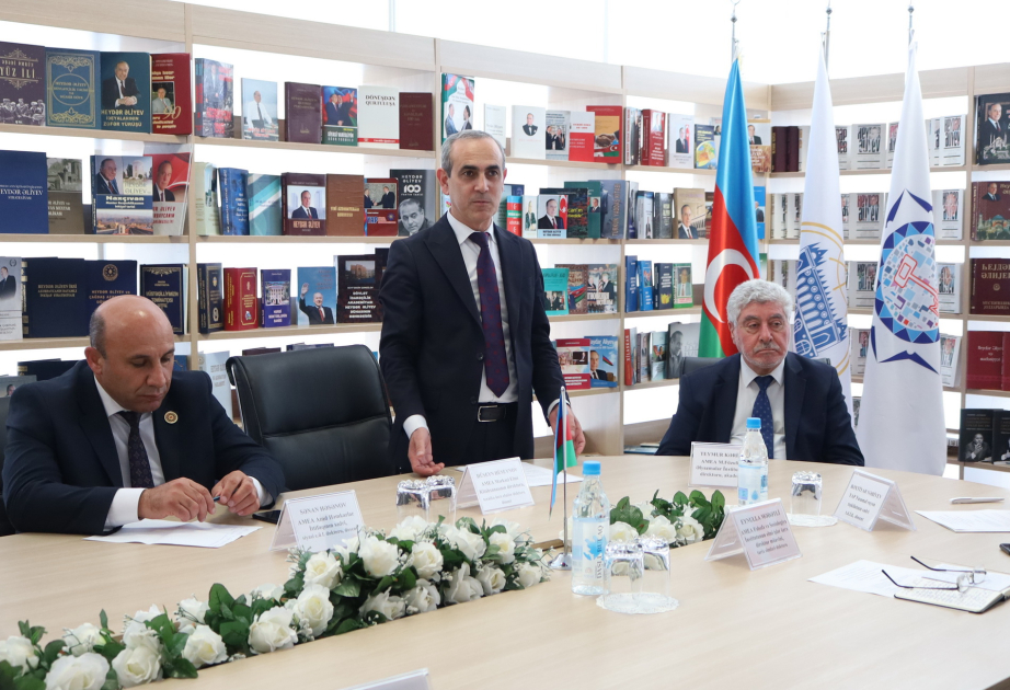 MEK-də “Heydər Əliyev və Azərbaycan elmi” mövzusunda mühazirə dinlənilib