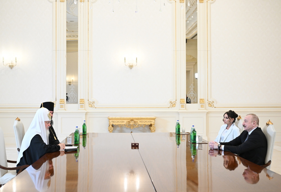 Le président Ilham Aliyev rencontre le patriarche Cyrille de Moscou et de toute la Russie MIS A JOUR VIDEO