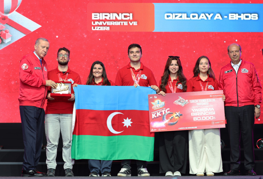 Türkiyə və Şimali Kipr liderləri “TECHNOFEST-2025”də Azərbaycan komandasını mükafatlandırıblar