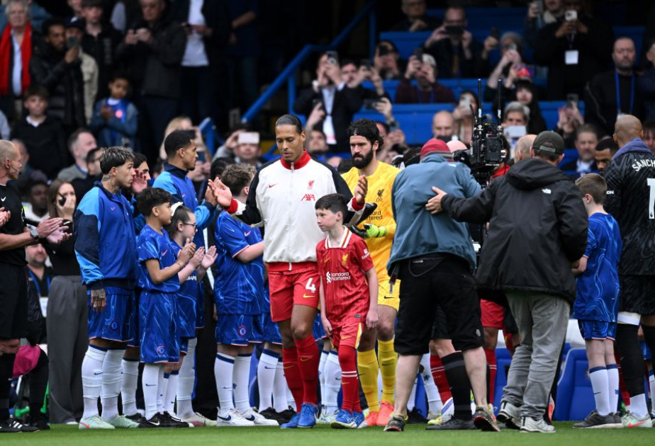 Chelsea 3-1 Liverpool: Cole Palmer shines as Blues boost Champions League hopes by beating out-of-sorts champions