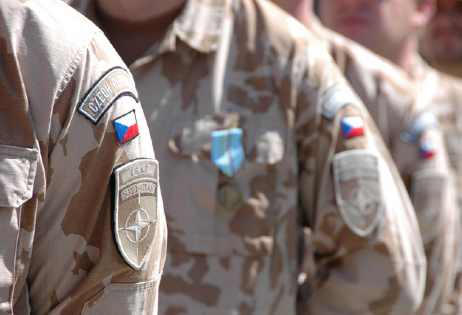 Размещение иностранных войск в Украине на данный момент маловероятно: чешские СМИ