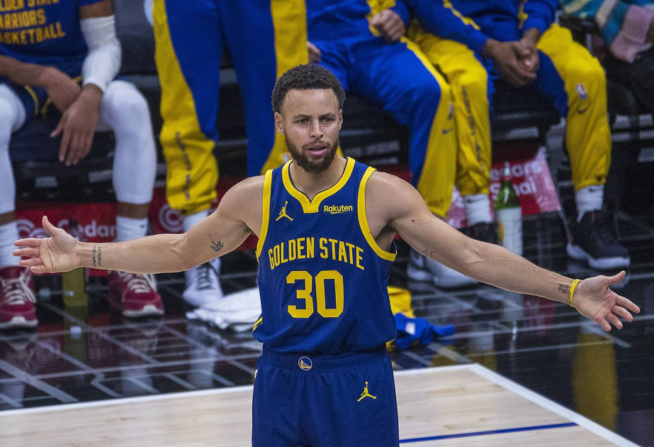Stephen Curry and Buddy Hield lead Warriors past Rockets 103-89 in Game 7