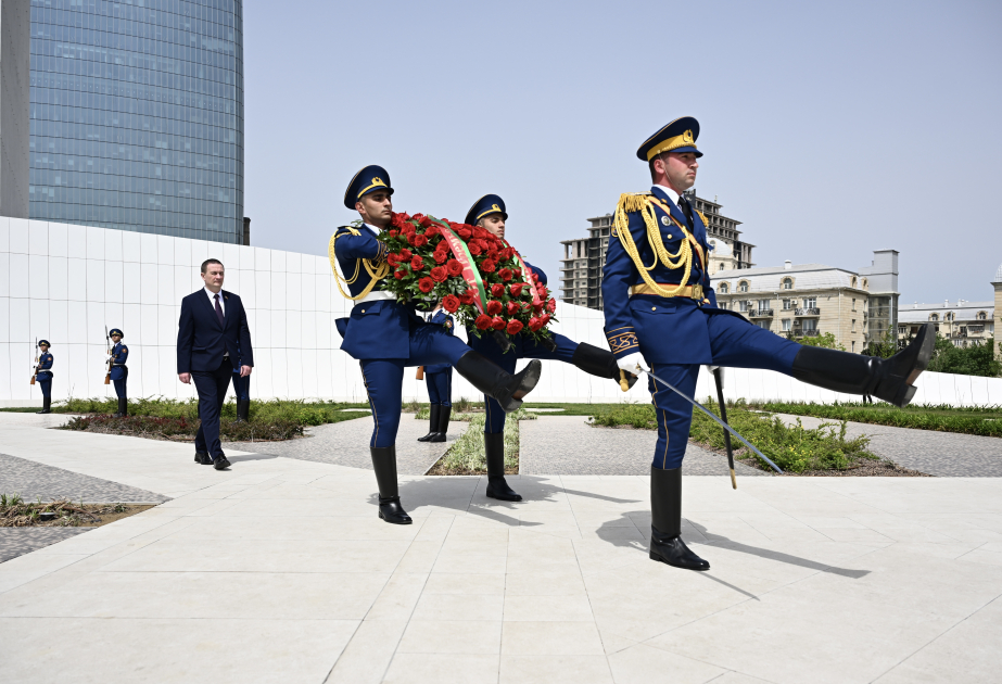 Премьер-министр Республики Беларусь посетил Парк Победы в Баку ВИДЕО