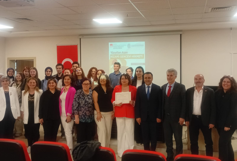 Türkiyənin aparıcı universitetlərindən birinin tələbələri dahi Nizami Gəncəvinin irsi haqqında məlumatlandırılıb
