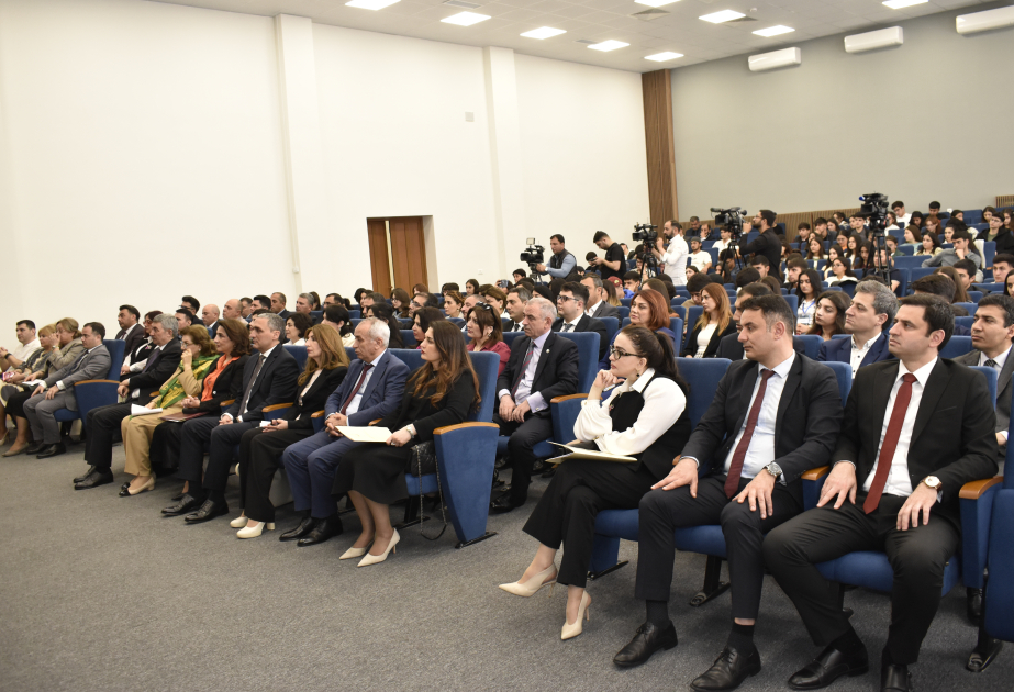 Se celebra en Khankendi una conferencia científico-práctica sobre "El legado de Heydar Aliyev: la Constitución de Azerbaiyán y la restauración de la soberanía"