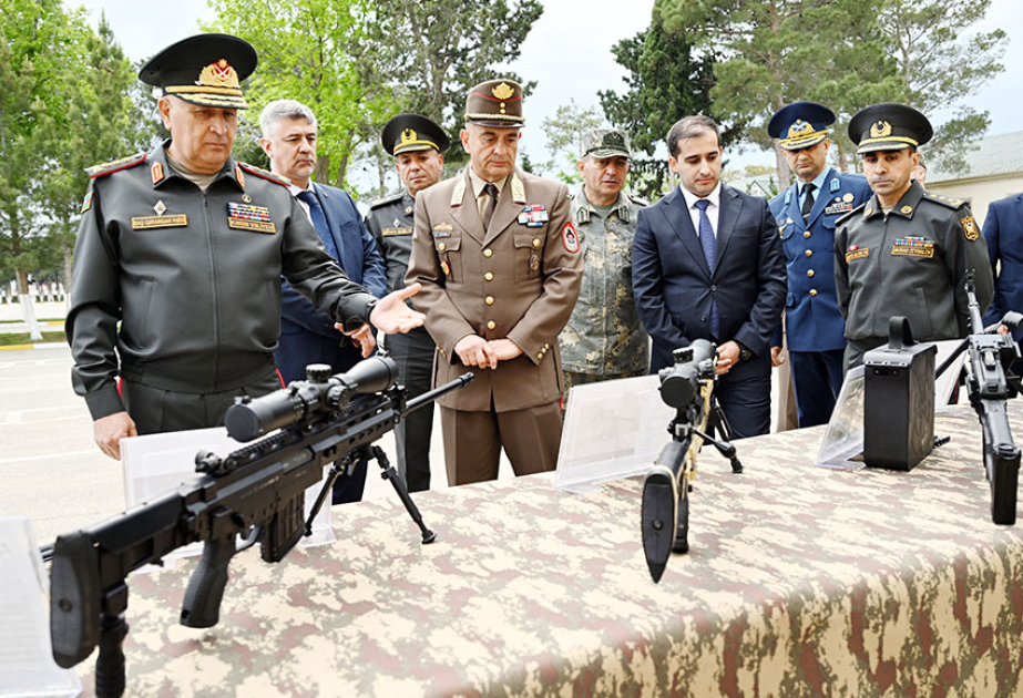 Macarıstan Müdafiə Qüvvələrinin Baş Qərargah rəisi hərbi müəssisələrdə olub