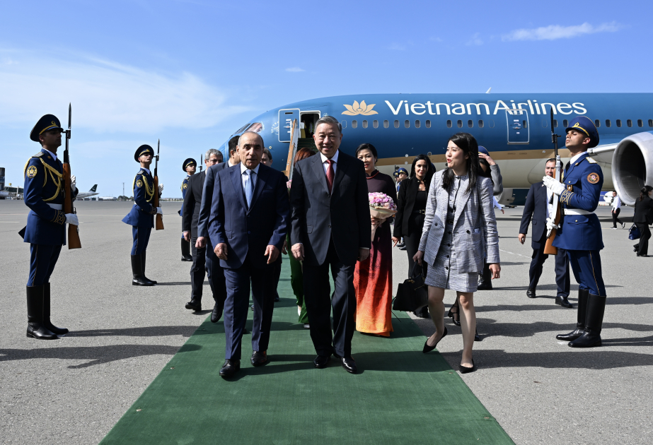 General Secretary of Central Committee of Communist Party of Vietnam arrives in Azerbaijan for state visit