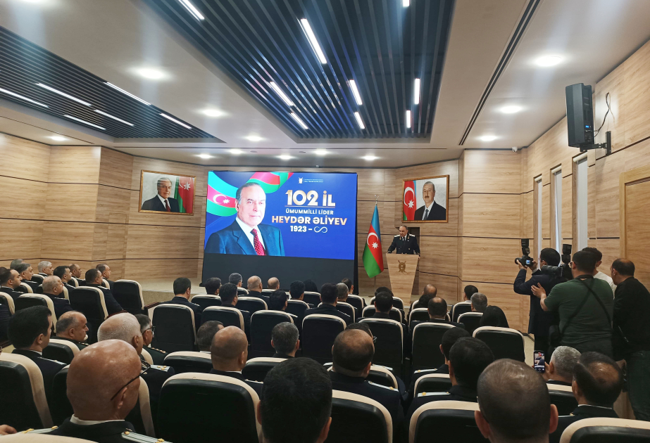 Baş prokuror: Ümummilli Lider Heydər Əliyevin müasir Azərbaycan dövlətçiliyinin və konstitusiya quruculuğunun banisi kimi rolu əvəzsizdir