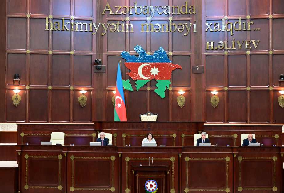 Milli Məclis “Konstitusiya və Suverenlik İli” ilə bağlı bəyanat qəbul edib