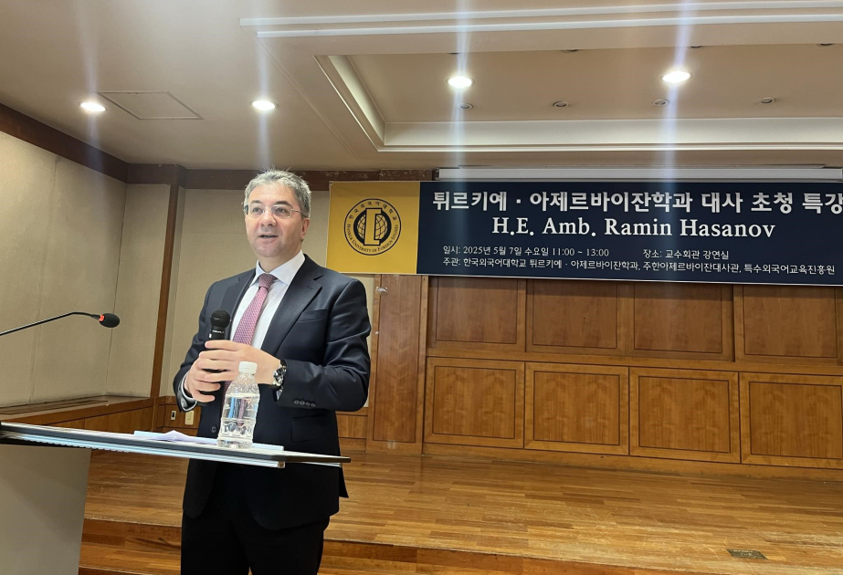 Cənubi Koreya universitetində Ümummilli Lider Heydər Əliyevin siyasi irsinə dair mühazirə dinlənilib