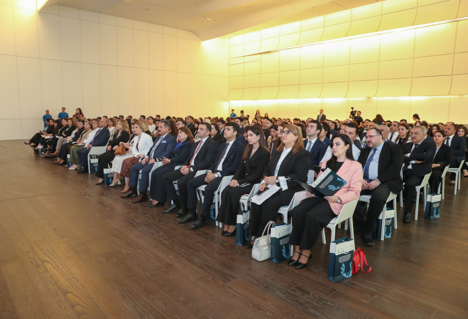 “Küçə mühitində olan uşaqlarla iş sahəsində aidiyyəti qurumlar arasında fəaliyyət mexanizminin inkişafı” layihəsinin yekununa həsr edilmiş konfrans keçirilib