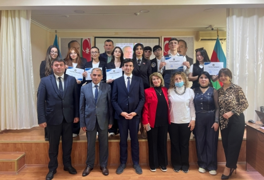 Kollecdə tədbir: Ulu Öndər Heydər Əliyev Konstitusiyamızın memarıdır