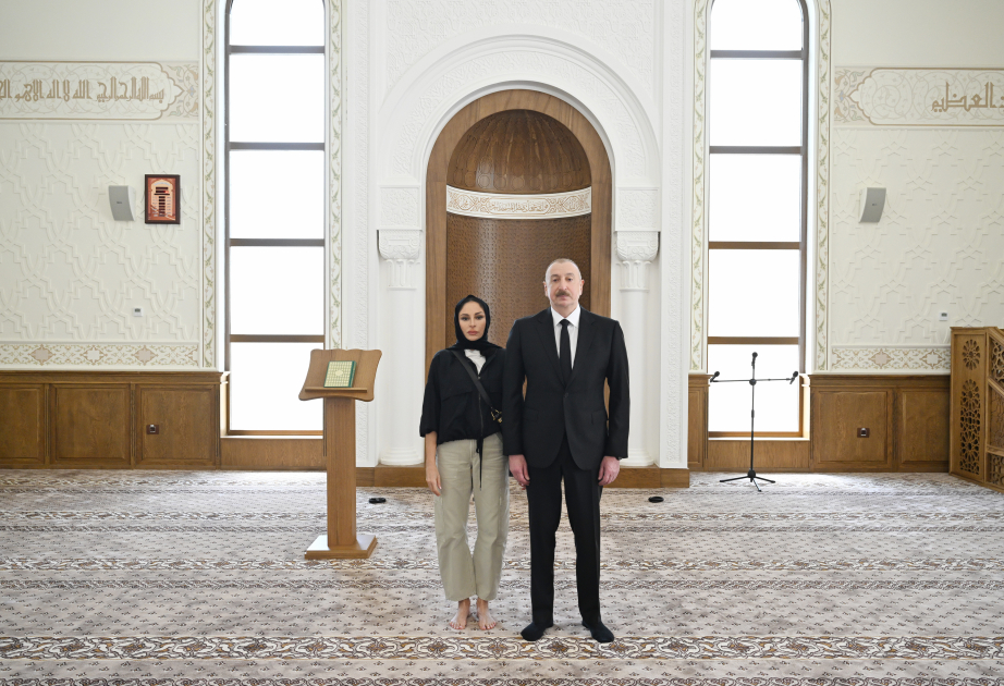 Präsident Ilham Aliyev und First Lady Mehriban Aliyeva weihen Moschee im Dorf Daschalti im Rayon Schuscha ein AKTUALISIERT VIDEO