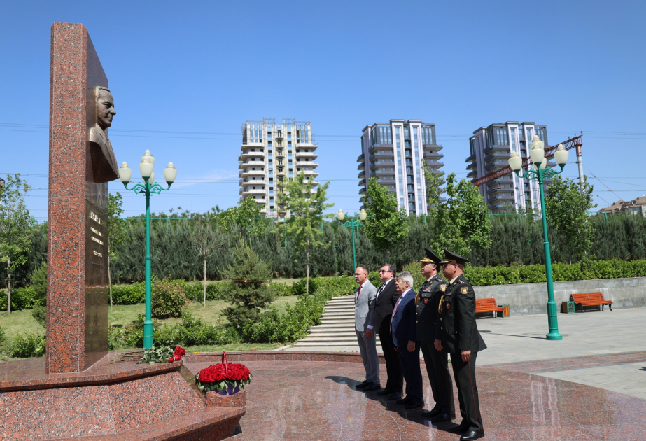 Daşkənddə Ulu Öndər Heydər Əliyevin əziz xatirəsi ehtiramla yad edilib