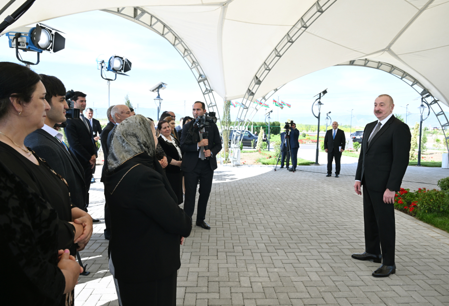 Президент: На втором этапе в Кенгерли будет построено больше домов