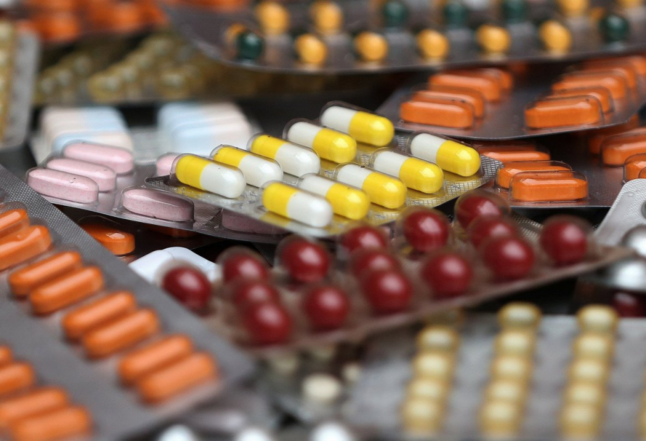 Trump to sign executive order to cut prices of medicine to match other countries