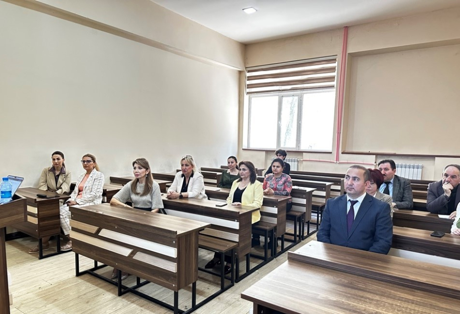 В БГУ проводится биомониторинг загрязнения воздуха в Баку и на Абшеронском полуострове