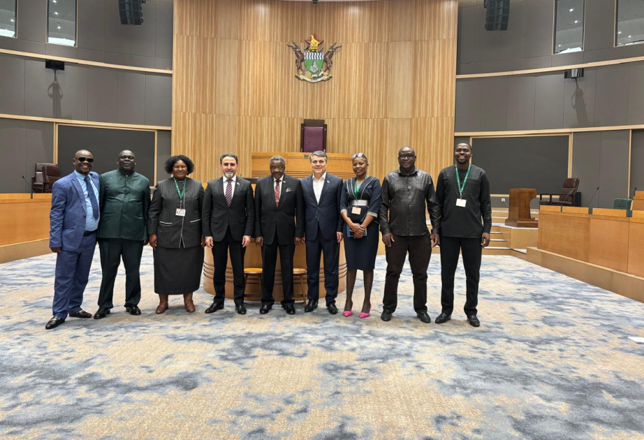 Azerbaijani MPs visit Zimbabwe