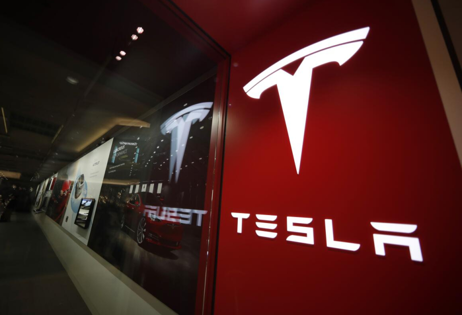 “Tesla” Çindəki bazar payını itirməyə davam edir