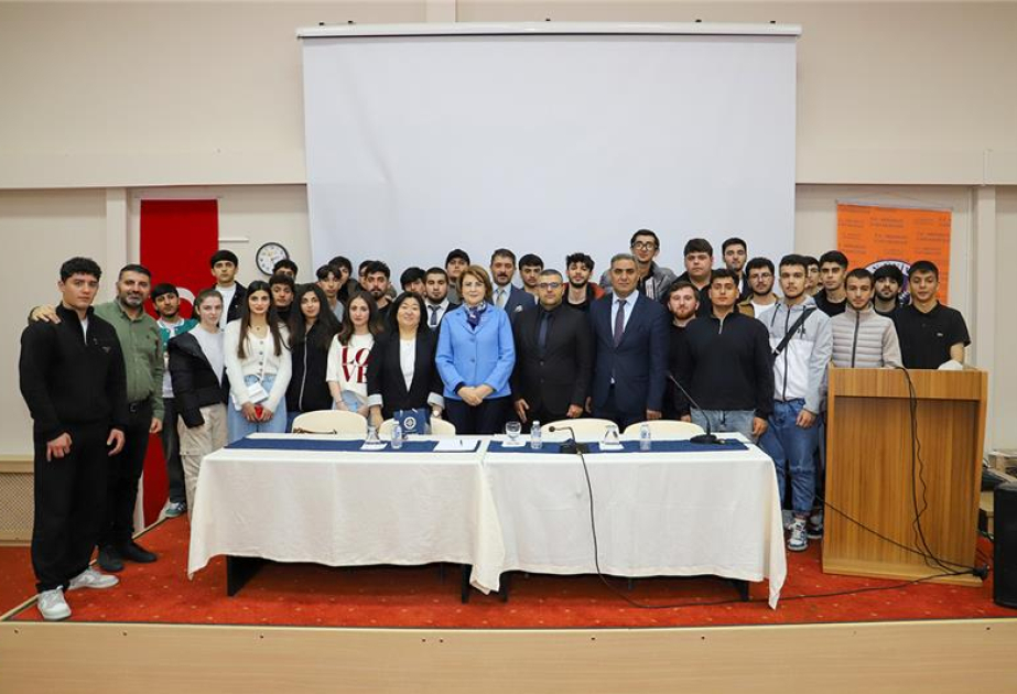 Türkiyənin iki universitetində azərbaycanlı tələbə və müəllimlərlə görüşlər keçirilib