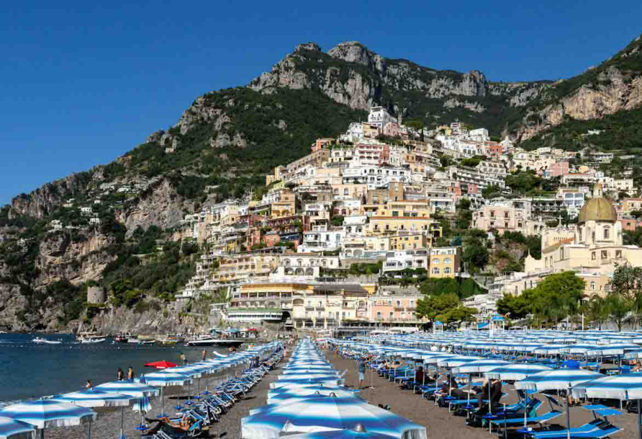 Yayda İtaliyaya 66 milyon turistin gəlməsi gözlənilir