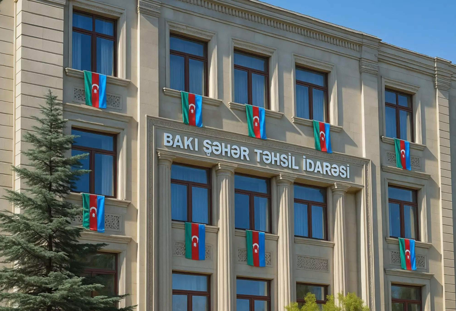 Восемь бакинских школьников отличились в конкурсе «Лучшая презентация»