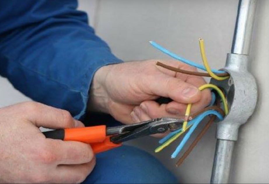 Qubada iki nəfəri elektrik cərəyanı vurması faktı ilə bağlı ibtidai istintaq aparılır