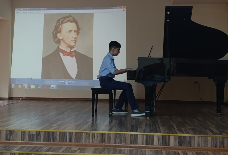 BMA-nın məktəb-studiyası şagirdlərinin elmi-ifaçılıq konfransı