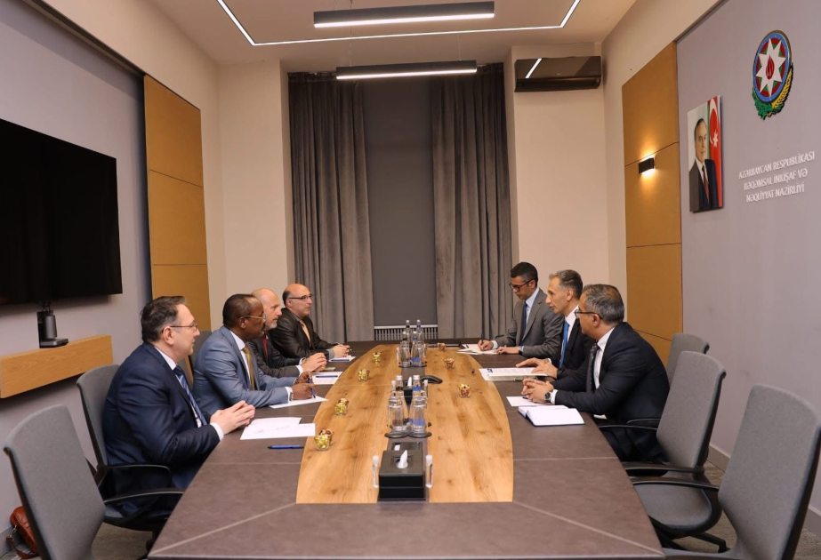 Se discute la ampliación de la cooperación entre Azerbaiyán y la Unión Postal Universal