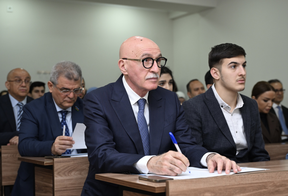Azərbaycan İlahiyyat İnstitutunda “Ailə dəyərlərimizə gənclərin baxışı” mövzusunda tədbir keçirilibVİDEO