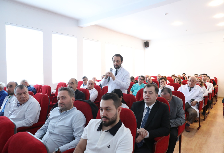 “Travmatologiya və ortopediyada müasir texnologiyaların tətbiqi” adlı konfrans keçirilib