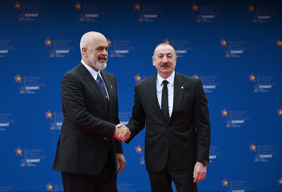 In Tirana Eröffnungsveranstaltung des 6. Gipfeltreffens der Europäischen Politischen Gemeinschaft stattgefunden  Präsident Ilham Aliyev nimmt an Veranstaltung teil AKTUALISIERT VIDEO
