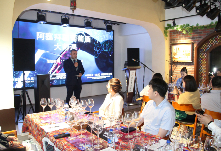 Master class on Azerbaijani winemaking held in China