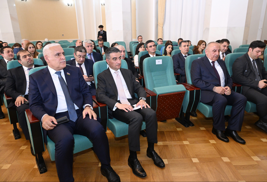 “Konstitusiya və Suverenlik İli”nə həsr olunmuş “Dayanıqlı iqtisadiyyatda rəqabətin rolu” mövzusunda tədbir keçirilib - YENİLƏNİB VİDEO